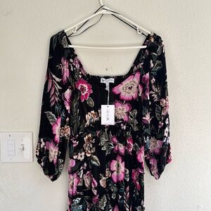 Jessica Simpson | maxi flowy flower dress size Small | NEW WITH TAGS!